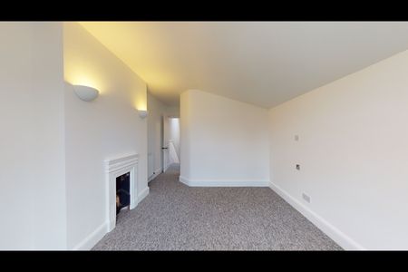 4 Bed Semi-Detached House, Bracewell Road, W10 - Photo 4