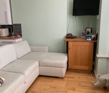 Flat 2, 1-3 Carline Road, Lincoln, LN1 1HL - Photo 2