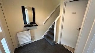 4 bedroom semi-detached house to rent - Photo 3
