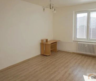 PV, Krokova ul., byt 2+1, pronájem 12.000,- Kč + energie - Фото 4