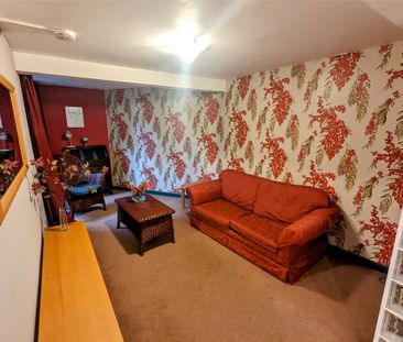 FLAT 3, 3 Nether Craigwell - Photo 6