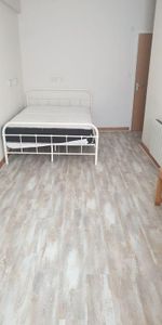 6 bedroom house of multiple occupation to rent - Photo 3
