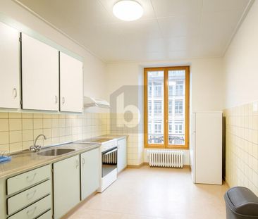 CHARME ET CONFORT AU CENTRE-VILLE - Photo 3