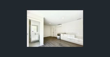 Studio Apartment - Ground Level - BONUS - Water and Electricity Included in Rent - Photo 4