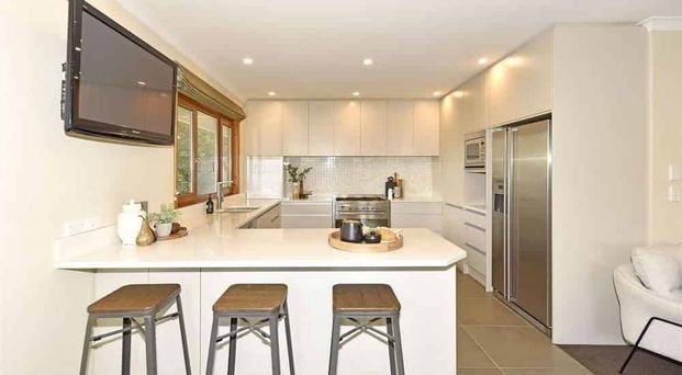 Double glazed house with many rooms & nice garden - Photo 1
