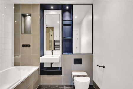 A fantastic two bedroom apartment available in an exceptional London canal side development. - Photo 5