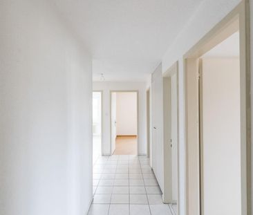 Grosse und helle 4.5-Zimmerwohnung zu vermieten! - Photo 4