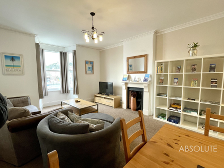 1 bed flat to rent in Victoria Parade, Torquay, TQ1 - Photo 3