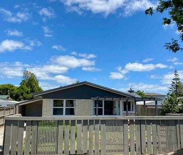 65 Resthills Crescent - Photo 2