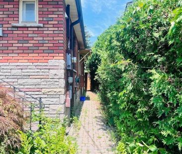 For Lease - Bsmt 62 Bartley Drive Unit# 2, Toronto, Ontario - Photo 4