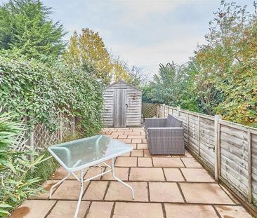 2 bedroom terraced house to rent - Photo 4