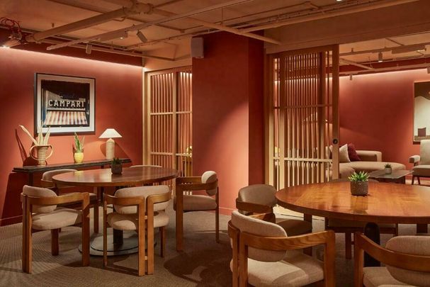 Studio to rent - Photo 1