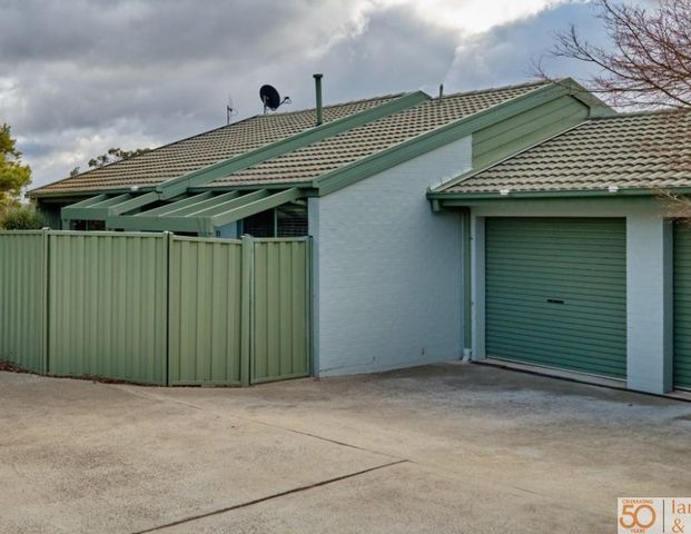 13/4 Redwood Avenue, Jerrabomberra NSW 2619 - Townhouse For Rent | Domain - Photo 1