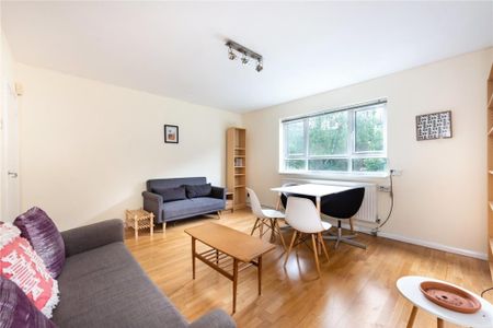 3 bedroom flat to rent - Photo 2