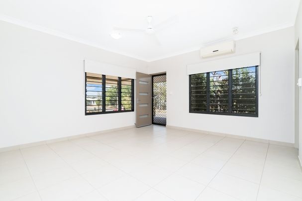 FAMILY HOME IN THE HEART OF ROSEBERY - Photo 1