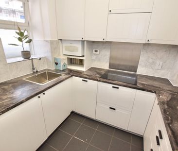 2 Bed Flat, Glendown House, E8 - Photo 2