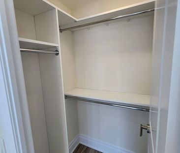 For Lease - 9075 Jane Street Unit# 410, Vaughan, Ontario - Photo 3