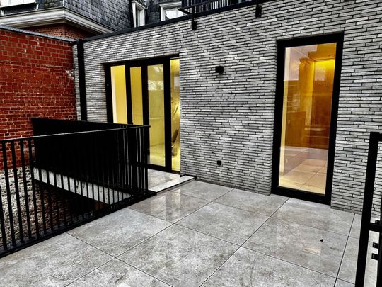 Volledig vernieuwd appartement te huur - Foto 1