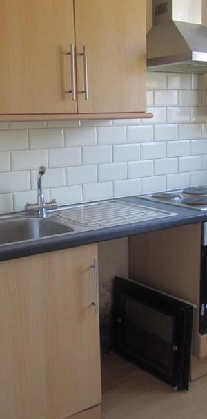 2 bedroom ground floor maisonette to rent - Photo 1