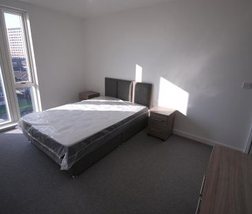 2 bedroom apartment to rent - Photo 4