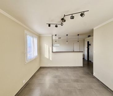 APPARTEMENT T2 A LOUER A ROANNE - HALAGE - Photo 2