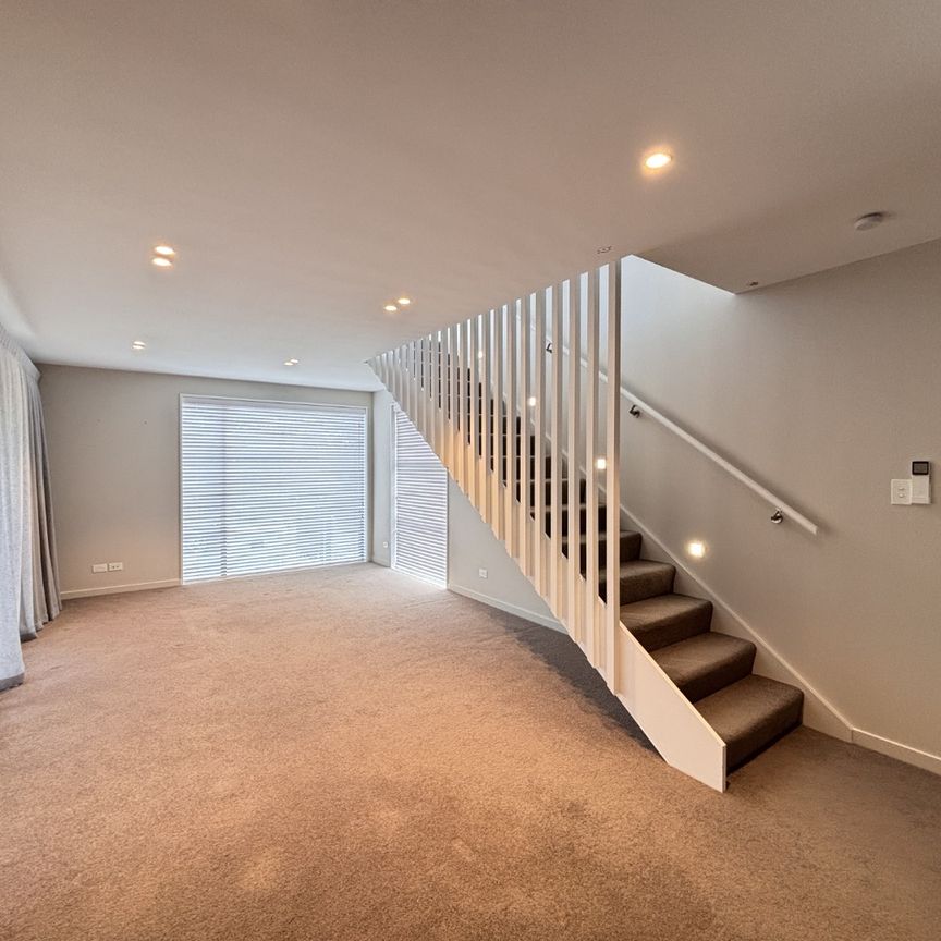 1/10 Hurley St, Christchurch Central - Photo 1