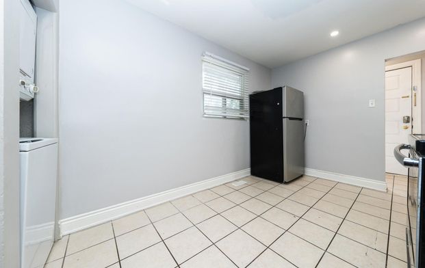 For Lease - 53 Newbury Drive Unit# Upper, Newmarket, Ontario - Photo 1