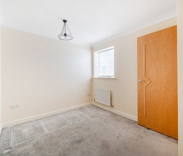 High Street - Photo 5