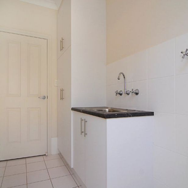 30 Hindmarsh Circuit, Mawson Lakes, SA 5095 - Photo 1