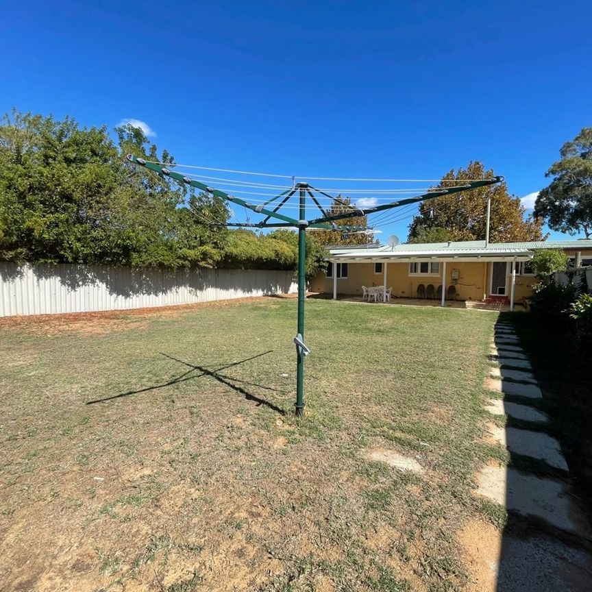 Comfort, Convenience and Low Maintenance Living - Photo 1