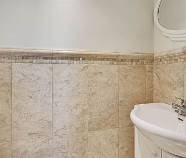 For Lease - 3927 Bloor Street, Toronto, Ontario - Photo 6