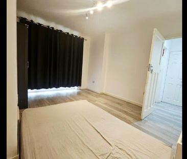 Room in a Shared House, Croydon, CR0 - Photo 1