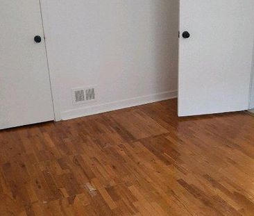 4.5 Ss-sol 3plex 2 Chambres (13×10 +8×8) Libre 27 oct Magnifique 4.... - Photo 2