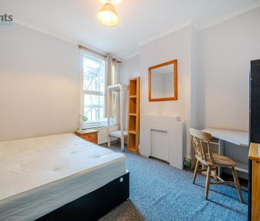 5 bedroom terraced house to rent - Photo 5