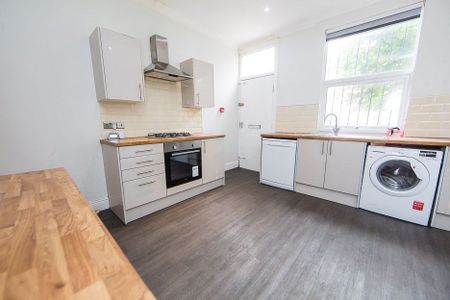 Hartley Avenue, Woodhouse, Leeds - Photo 4