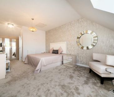 4 bedroom semi-detached house to rent - Photo 6