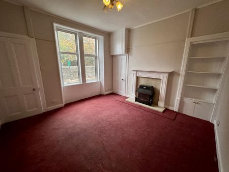 5 bedroom semi-detached house to rent - Photo 4