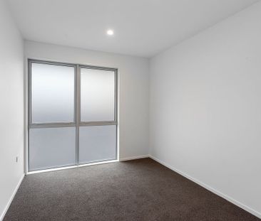 Beautiful Apartment in Merivale - Photo 3