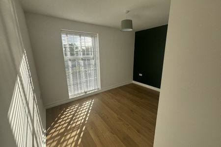 Naylor Road - Photo 4