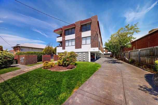 A Leafy Lifestyle Apartment - Photo 1