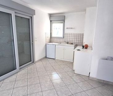 Appartement F1 à louer 1 pièce - 28 m2 CHATEAUROUX - 36 - Photo 3