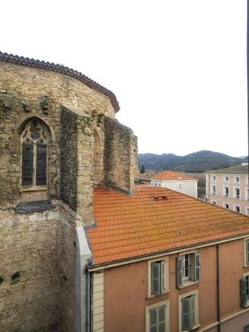 Charmant duplex de 77.85 m2 au coeur de la ville - Photo 3