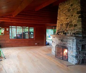 Oceanfront Panabode log farmhouse duplex (both sides) - Photo 2