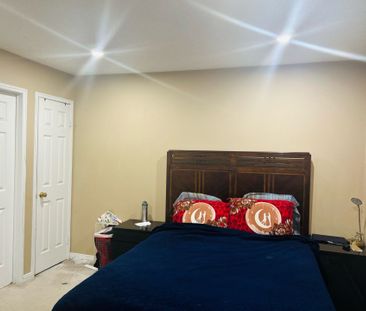 For Lease - 132 Bartley Drive, Toronto, Ontario - Photo 2