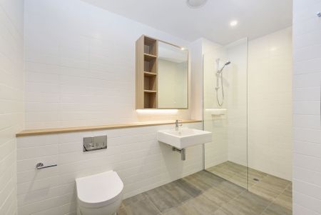 1008/8 Aviators Way, Penrith - Photo 5