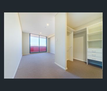 COMPETITIVE RENT PREMIER APARTMENT - Photo 1
