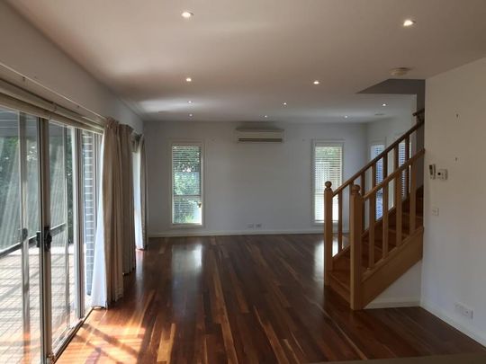 2 / 40 Green St, Ivanhoe - Photo 1