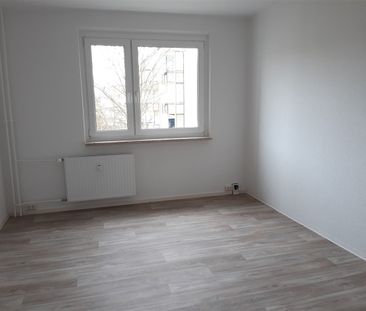 Alles wird neu - tolle 3-Raumwohnung in grüner Lage - Photo 1