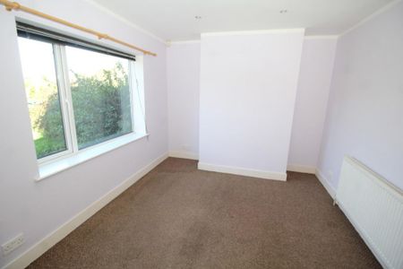 2 bedroom semi-detached house to rent - Photo 2