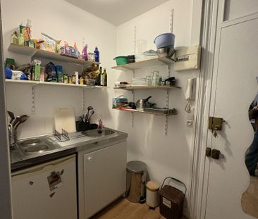 Location Appartement 1 pièce 20m² LILLE 59000 - Photo 2